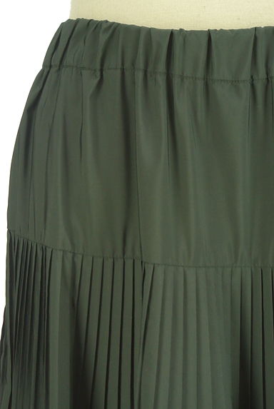 クリックで大画像表示 BEARDSLEY(ビアズリー)の古着「プリーツロングスカート(ロングスカート・マキシスカート)」大画像4へ