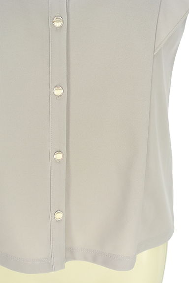 クリックで大画像表示 MISCH MASCH(ミッシュマッシュ)の古着「フリルスリーブブラウス(ブラウス)」大画像5へ