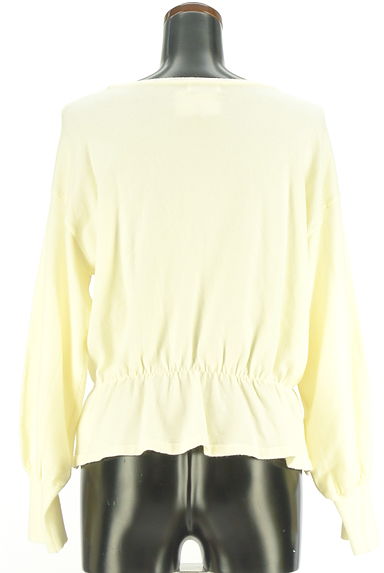 クリックで大画像表示 earth music&ecology(アースミュージック&エコロジー)の古着「ウエストゴムペプラムニット(ニット)」大画像2へ