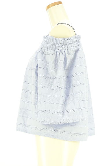 クリックで大画像表示 Te chichi(テチチ)の古着「Te chichi TERRASSE オフショルレースブラウス(カットソー・プルオーバー)」大画像3へ