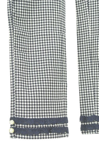 クリックで大画像表示 axes femme(アクシーズファム)の古着「レース裾ギンガムチェックスキニーパンツ(パンツ)」大画像5へ