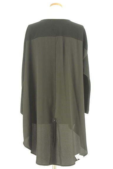 クリックで大画像表示 OSMOSIS(オズモーシス)の古着「素材切替フィッシュテールプルオーバー(カットソー・プルオーバー)」大画像4へ