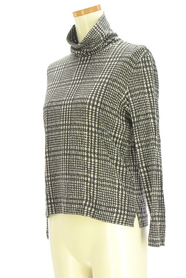 クリックで大画像表示 HIROKO KOSHINO(ヒロココシノ)の古着「チェック柄ハイネックカットソー(カットソー・プルオーバー)」大画像3へ