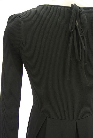 クリックで大画像表示 PROPORTION BODY DRESSING(プロポーションボディドレッシング)の古着「裾ボーダーニットワンピース(ワンピース・チュニック)」大画像4へ