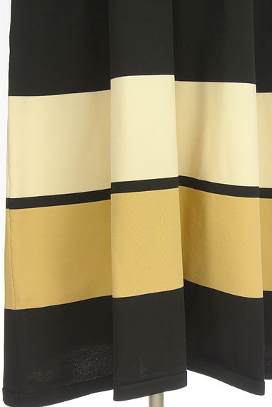 クリックで大画像表示 PROPORTION BODY DRESSING(プロポーションボディドレッシング)の古着「裾ボーダーニットワンピース(ワンピース・チュニック)」大画像5へ