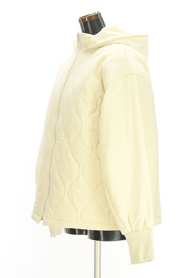 Ungrid（アングリッド）の古着「中綿ベスト付き中綿キルティングコート（コート）」大画像３へ