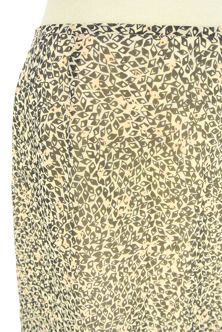 UNTITLED（アンタイトル）の古着「商品番号：PR10335789」-大画像4