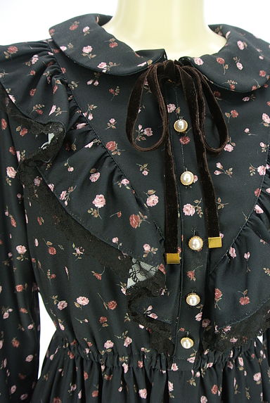 クリックで大画像表示 Ank Rouge(アンクルージュ)の古着「小花柄ワンピース(ワンピース・チュニック)」大画像4へ