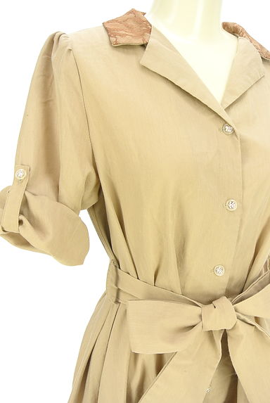 クリックで大画像表示 axes femme(アクシーズファム)の古着「裾チェック柄切替半そでシャツワンピース(ワンピース・チュニック)」大画像4へ