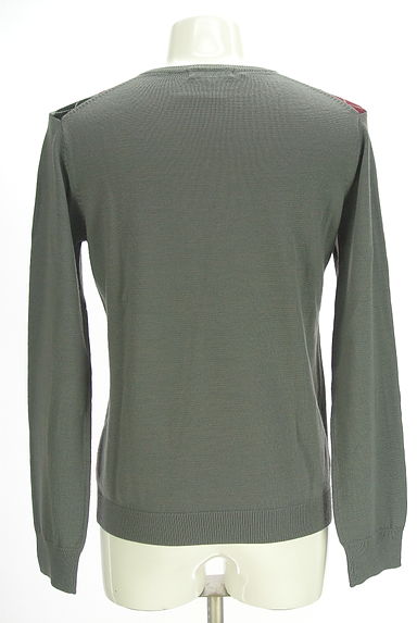 クリックで大画像表示 NICOLE(ニコル)の古着「Vネックアーガイルチェック柄ニットトップス(ニット)」大画像2へ