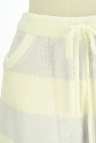 クリックで大画像表示 gelato pique(ジェラートピケ)の古着「ふわもちボーダーショートパンツ(ショートパンツ・ハーフパンツ)」大画像4へ