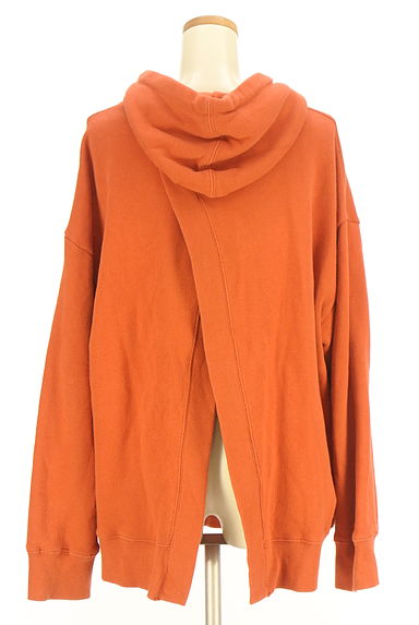 KBF（ケービーエフ）の古着「バッククロススウェットパーカー（スウェット・パーカー）」大画像２へ