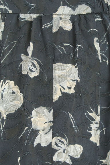 クリックで大画像表示 anySiS(エニィスィス)の古着「花柄ミモレシフォンスカート(ロングスカート・マキシスカート)」大画像4へ