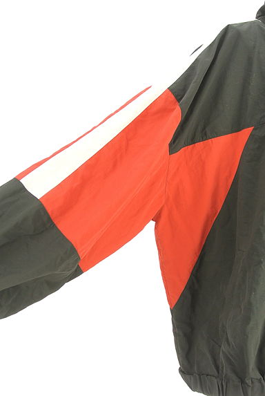 クリックで大画像表示 PUNYUS(プニュズ)の古着「配色ジップナイロンブルゾン(ブルゾン・スタジャン)」大画像5へ