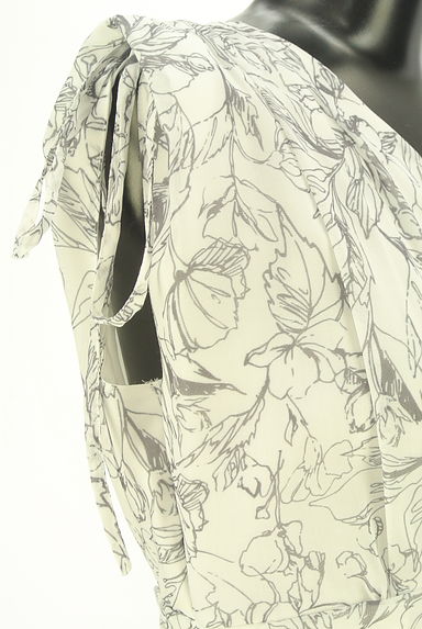 Apuweiser riche（アプワイザーリッシェ）の古着「花柄ロングフレアワンピース（ワンピース・チュニック）」大画像４へ