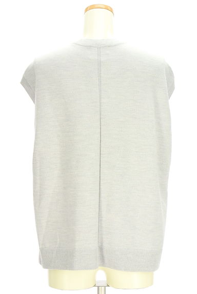 HUMAN WOMAN（ヒューマンウーマン）の古着「サイドスリットニットベスト（ニット）」大画像２へ