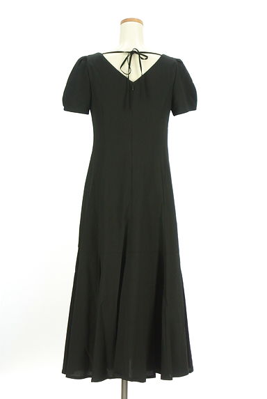 クリックで大画像表示 PROPORTION BODY DRESSING(プロポーションボディドレッシング)の古着「後ろVネックロングフレアワンピース(ワンピース・チュニック)」大画像2へ