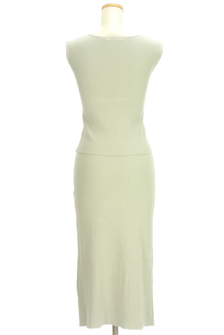 PROPORTION BODY DRESSING（プロポーションボディドレッシング）の古着「商品番号：PR10336041」-大画像2