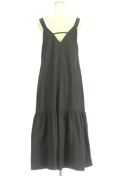 クリックで大画像表示 PROPORTION BODY DRESSING(プロポーションボディドレッシング)の古着「ティアードロングジャンパースカート(キャミワンピース)」大画像2へ