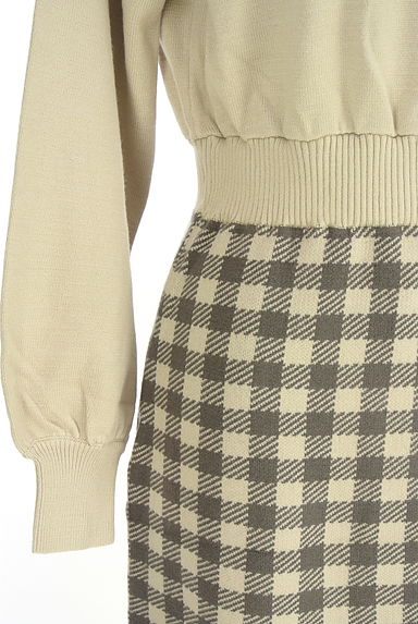 クリックで大画像表示 PROPORTION BODY DRESSING(プロポーションボディドレッシング)の古着「EDIT COLOGNE ウエストゴムロングニットワンピース(ワンピース・チュニック)」大画像5へ