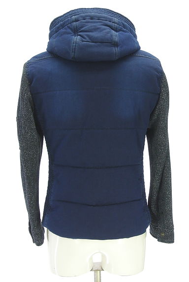 NICOLE（ニコル）の古着「NICOLE CLUB FOR MEN 袖切替ダウンジャケット（ダウンジャケット・ダウンコート）」大画像２へ