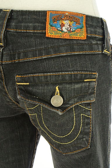 TRUE RELIGION（トゥルーレリジョン）の古着「ブーツカットブラックデニムパンツ（デニムパンツ）」大画像５へ