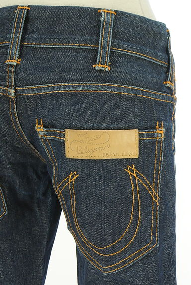 クリックで大画像表示 TRUE RELIGION(トゥルーレリジョン)の古着「ローライズインディゴデニムパンツ(デニムパンツ)」大画像5へ