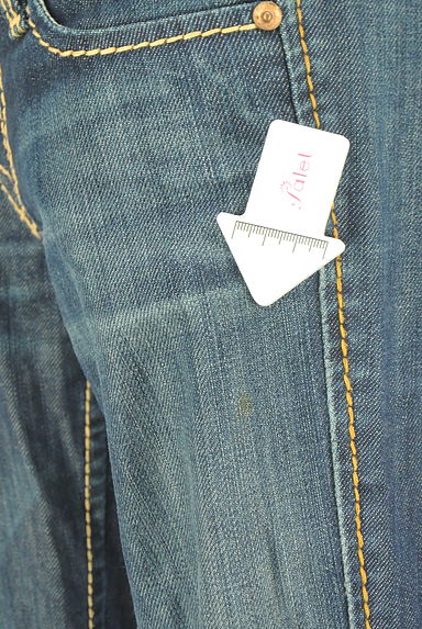 クリックで大画像表示 TRUE RELIGION(トゥルーレリジョン)の古着「ローライズスキニーデニムパンツ(デニムパンツ)」大画像5へ