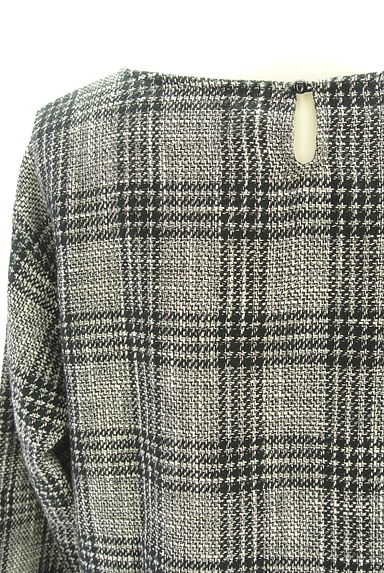 URBAN RESEARCH DOORS（アーバンリサーチドアーズ）の古着「フリンジツイードブラウス（カットソー・プルオーバー）」大画像４へ