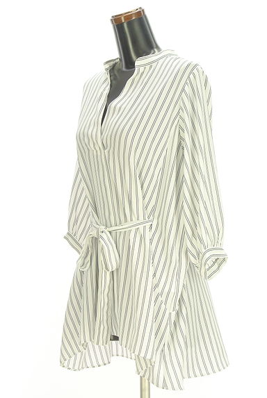 クリックで大画像表示 Stola.(ストラ)の古着「ベルト付きストライプチュニック(カットソー・プルオーバー)」大画像3へ