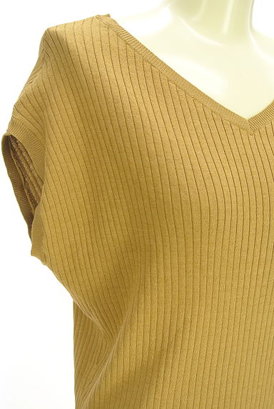 クリックで大画像表示 Stola.(ストラ)の古着「Vネックリブニット(ニット)」大画像4へ