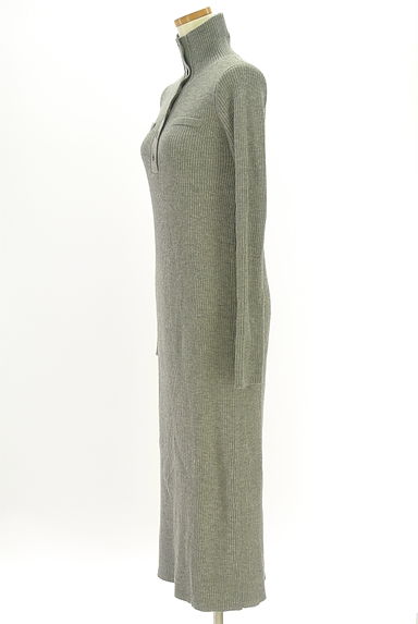 AZUL BY MOUSSY（アズールバイマウジー）の古着「ロングリブニットワンピース（ワンピース・チュニック）」大画像３へ