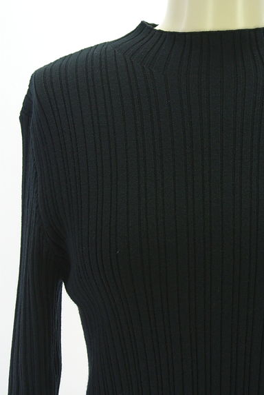 AZUL BY MOUSSY（アズールバイマウジー）の古着「モックネックリブニットトップス（ニット）」大画像４へ