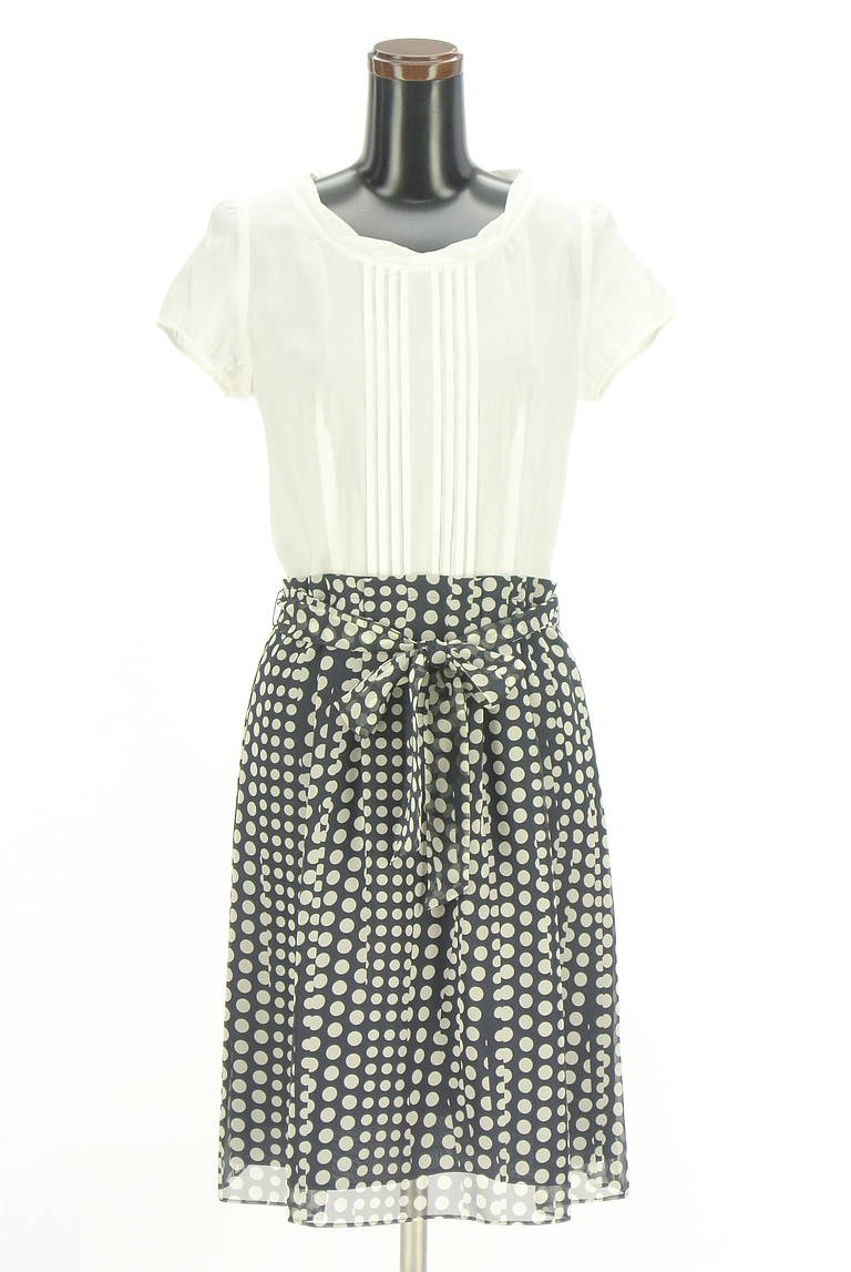 組曲（クミキョク）の古着「商品番号：PR10336179」-大画像1