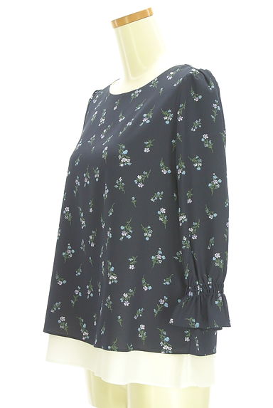 クリックで大画像表示 組曲(クミキョク)の古着「レイヤード風花柄シフォンカットソー(カットソー・プルオーバー)」大画像3へ