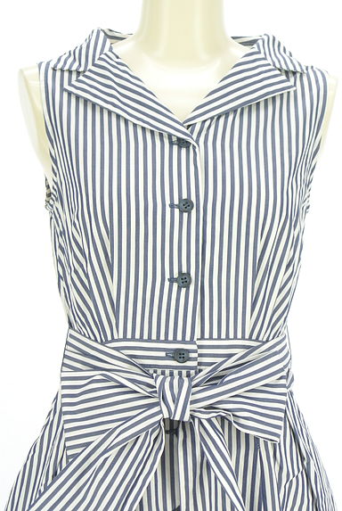 クリックで大画像表示 STRAWBERRY-FIELDS(ストロベリーフィールズ)の古着「ストライプ柄ノースリシャツワンピース(ワンピース・チュニック)」大画像4へ