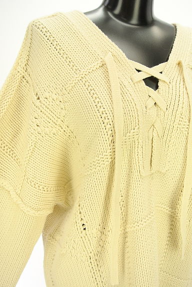 クリックで大画像表示 VICKY(ビッキー)の古着「レースアップニットトップス(セーター)」大画像4へ