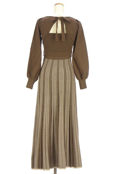 RESEXXY（リゼクシー）の古着「ベルト付きバックオープンロングワンピース（ワンピース・チュニック）」大画像２へ