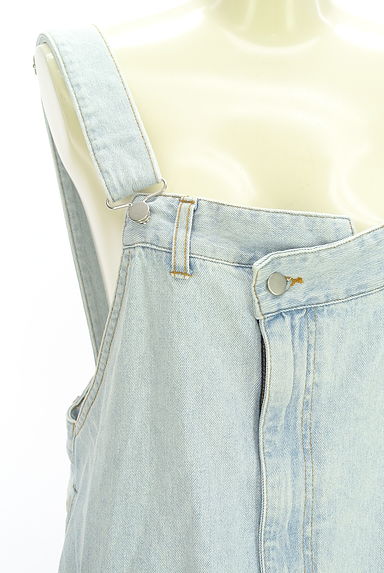 クリックで大画像表示 Samansa Mos2(サマンサモスモス)の古着「SM2 ミモレ丈デニムジャンパースカート(オーバーオール・サロペット)」大画像4へ