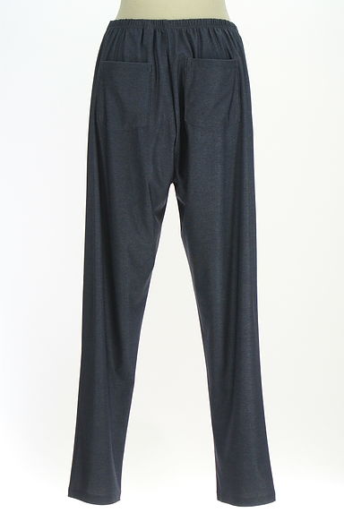LEILIAN（レリアン）の古着「ストレッチテーパードパンツ（パンツ）」大画像２へ