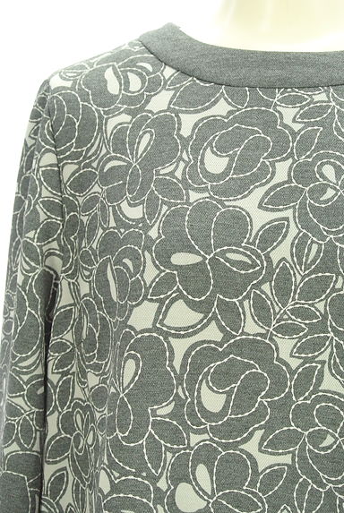 LEILIAN（レリアン）の古着「花柄プリントフレアチュニック（カットソー・プルオーバー）」大画像４へ