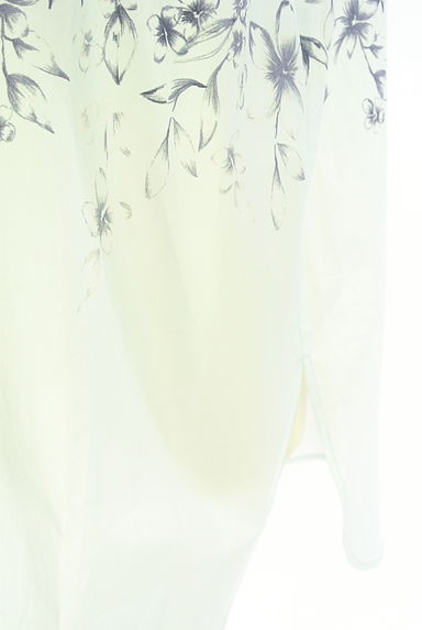 LEILIAN（レリアン）の古着「花柄シャツチュニック（ブラウス）」大画像５へ