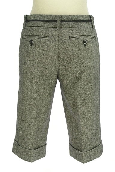 23区（ニジュウサンク）の古着「膝丈ロールアップハーフパンツ（ショートパンツ・ハーフパンツ）」大画像２へ