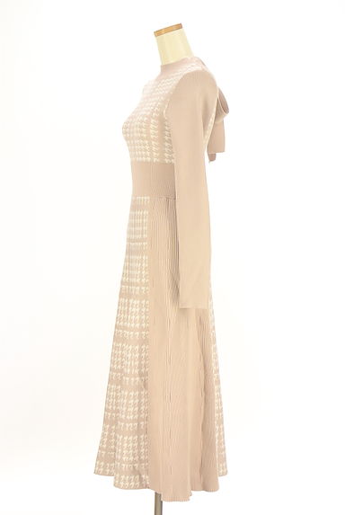 クリックで大画像表示 rienda(リエンダ)の古着「千鳥格子柄モックネックニットワンピース(ワンピース・チュニック)」大画像3へ