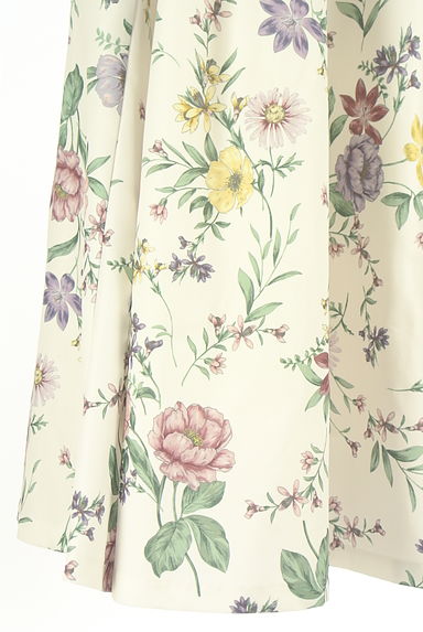 クリックで大画像表示 PROPORTION BODY DRESSING(プロポーションボディドレッシング)の古着「花柄ロングスカート(ロングスカート・マキシスカート)」大画像5へ