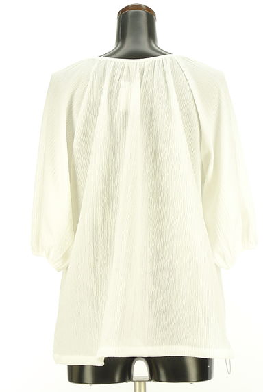 クリックで大画像表示 studio CLIP(スタディオクリップ)の古着「ボリューム袖ドロストヘムカットソー(カットソー・プルオーバー)」大画像2へ