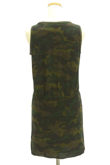 β（ベータ）の古着「迷彩チュールミニワンピース（キャミワンピース）」大画像２へ