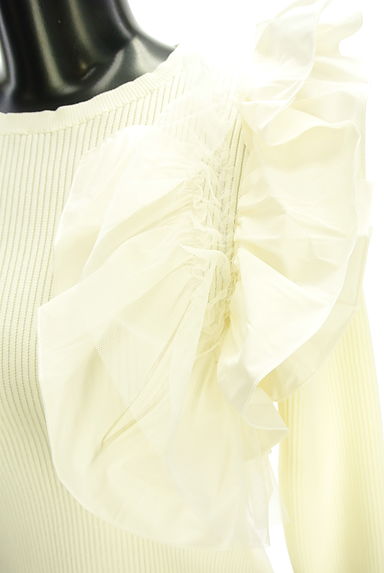 JUSGLITTY（ジャスグリッティー）の古着「フリル付リブニットトップス（ニット）」大画像４へ