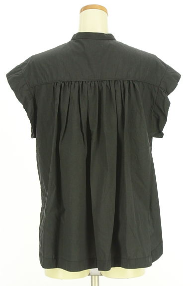 クリックで大画像表示 Spick and Span(スピック&スパン)の古着「バンドカラーノースリシャツ(ブラウス)」大画像2へ