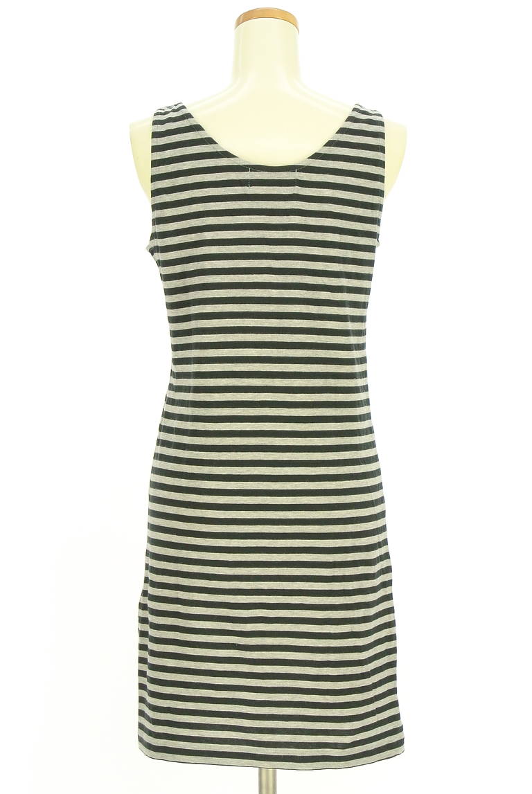 DEUXIEME CLASSE（ドゥーズィエムクラス）の古着「商品番号：PR10336496」-大画像2